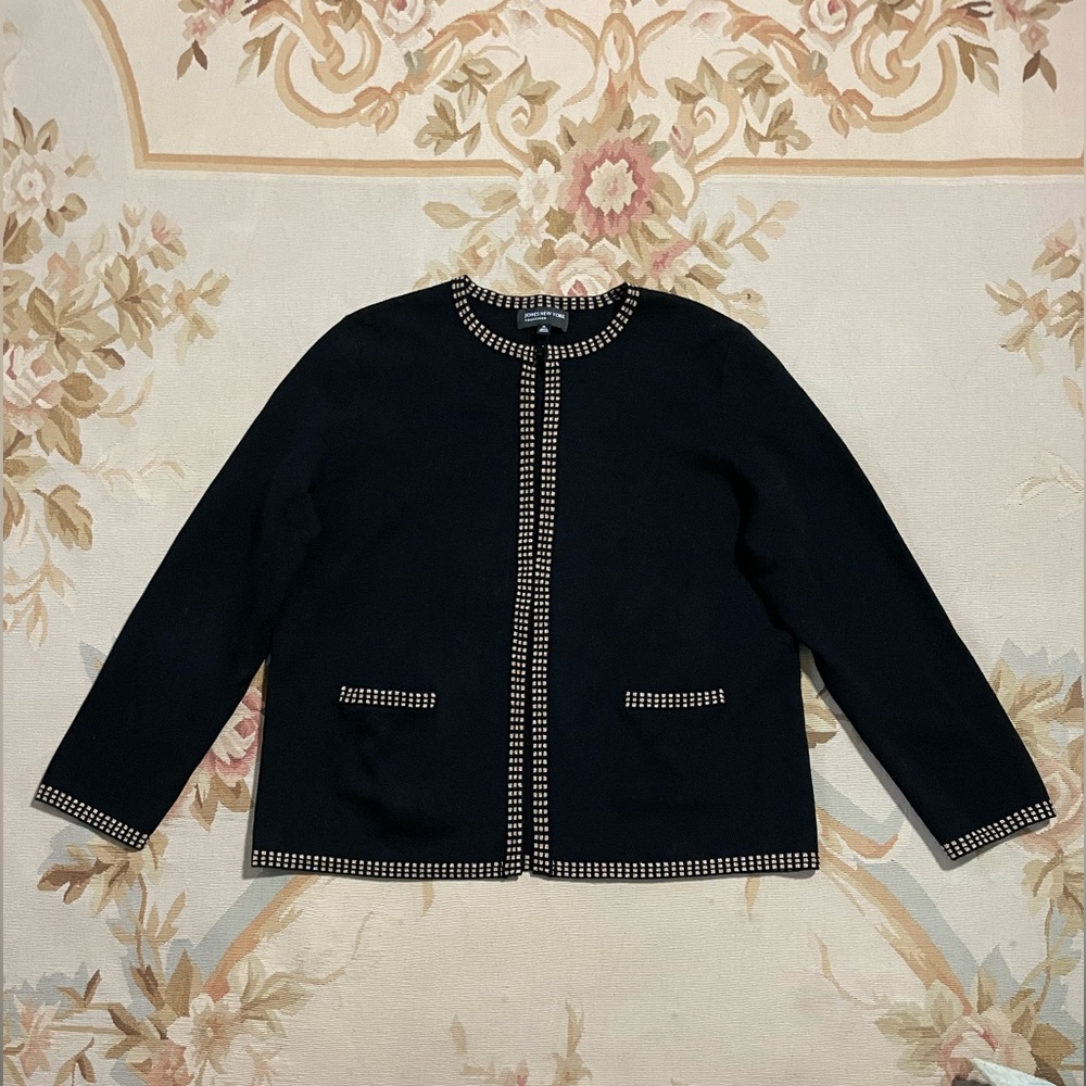 Black and gold jacket or cardigan by Jones New York collection size extra large